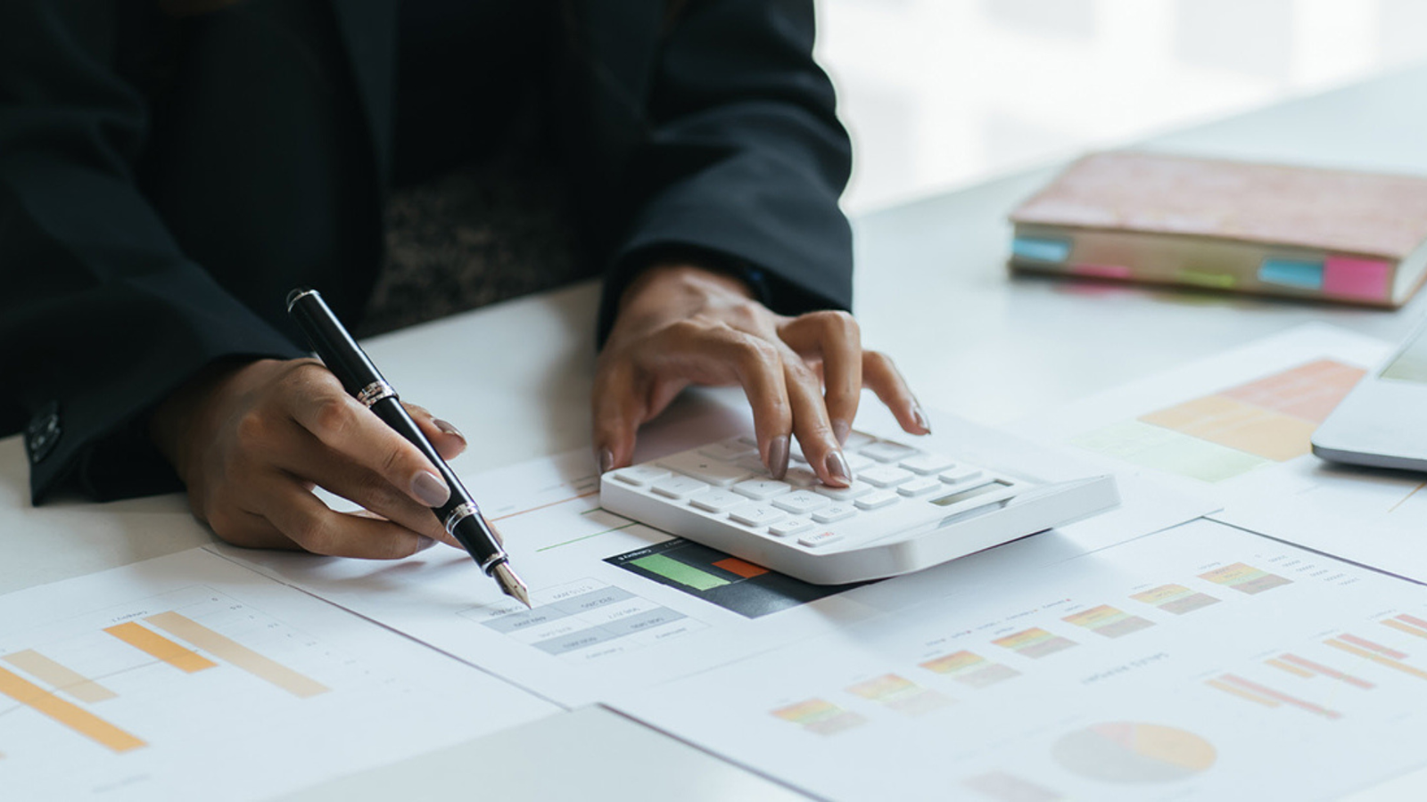 ORÇAMENTO EMPRESARIAL: A IMPORTÂNCIA DO ORÇAMENTO ANUAL NA GESTÃO EMPRESARIAL